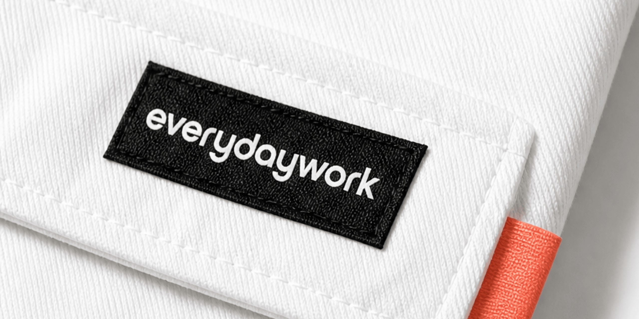Everydaywork의 컬러 심볼과 워드마크를 적용한 브랜드 아이덴티티 디자인